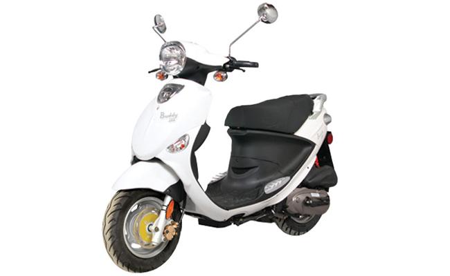 2021 Buddy 125 – White - Reduced Pricing!